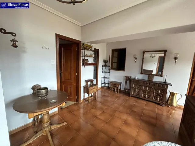Se vende casa en Carracedelo — 25