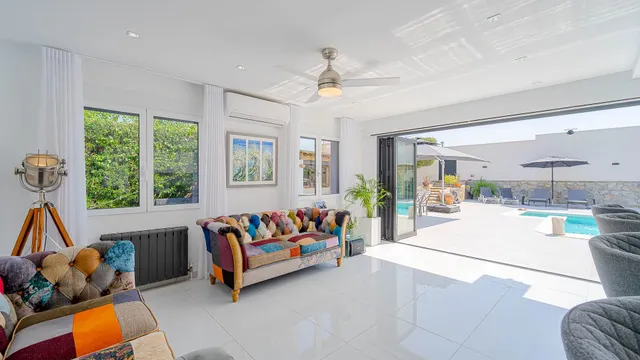 Villa 3 habitaciones 211m² en venta - Los Dolses — 46