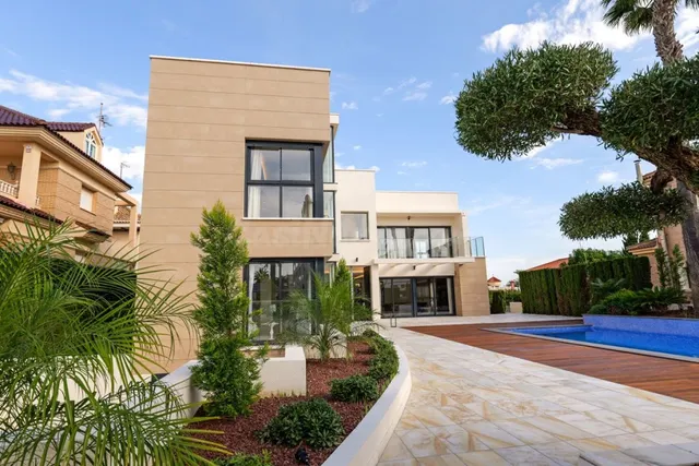 Chalet de lujo en Torrevieja, Costa Blanca