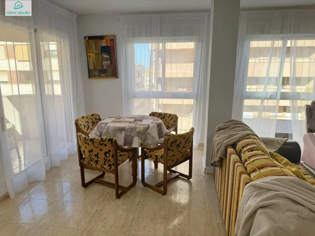 ALQUILER DE HABITACIÓN PARA ESTUDIANTE, IDEAL PARA UNIVERSITARIO DE MEDICINA Y CIENCIAS DE LA SALUD — 35
