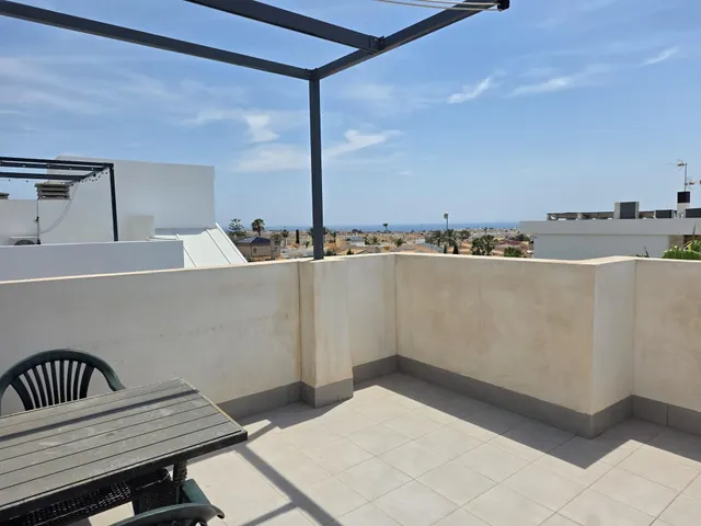 CASA ADOSADA ESTILO MODERNO EN LA MEJOR ZONA DE PUNTA PRIMA — 34