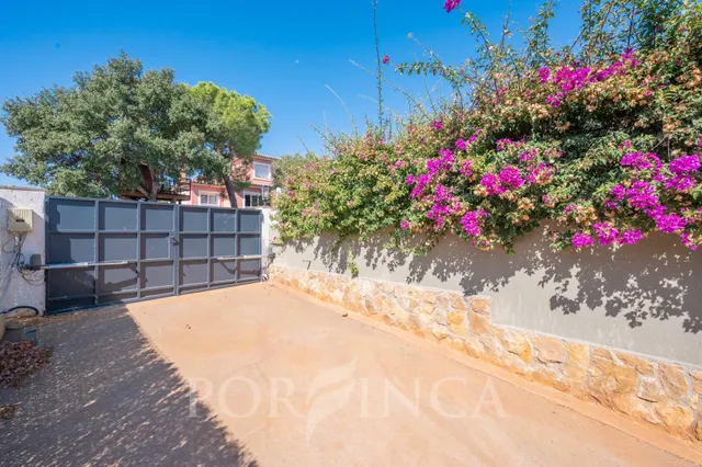 Casa completamente reformada con apartamento independiente, licencia turística, gran jardín y piscina en Calonge — 14