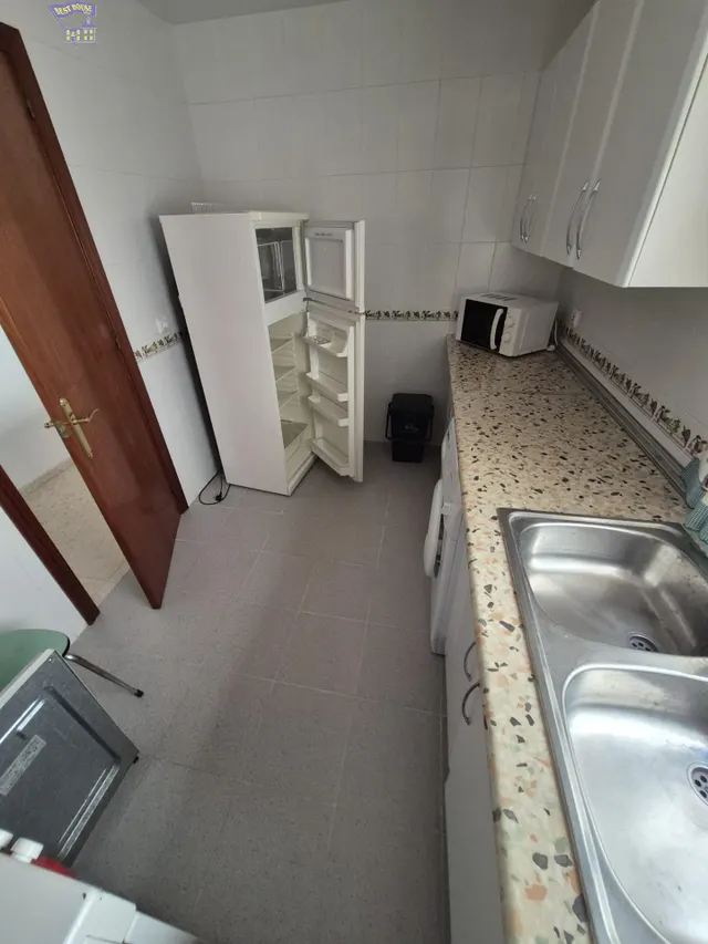SE VENDE PISO POR LA ZONA CENTRO - foto 5