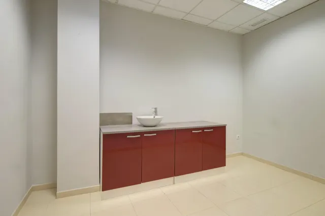 UN ESPACIO PREPARADO PARA TU PRÓXIMO NEGOCIO — 31