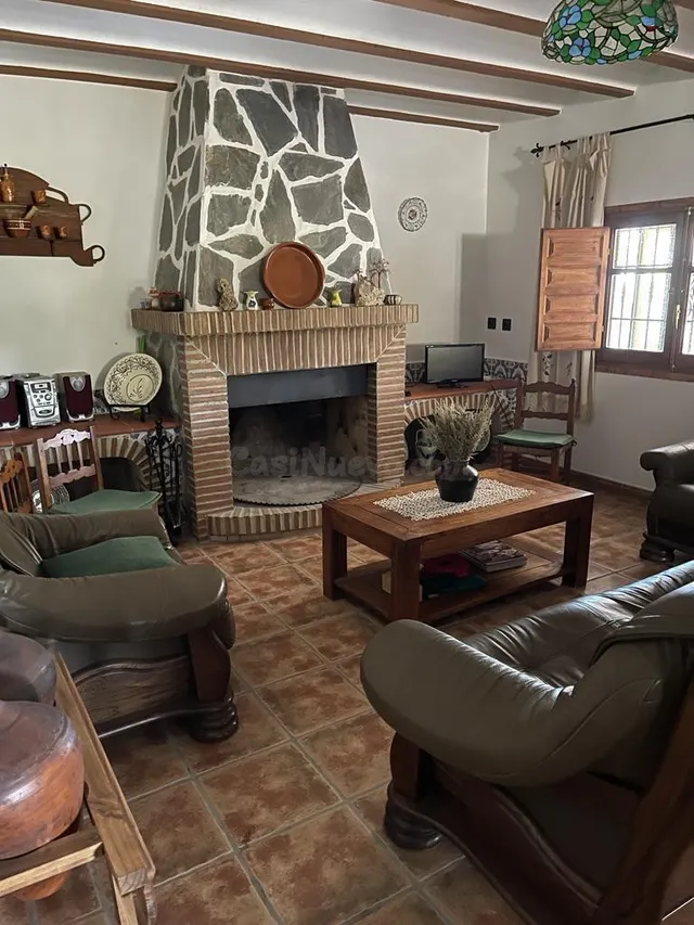 PRECIOSA CASA EN LA MONTAÑA - foto 5