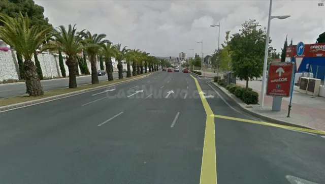 Suelo Industrial en la Avenida de Denia esquina Avda Albufer - foto 3
