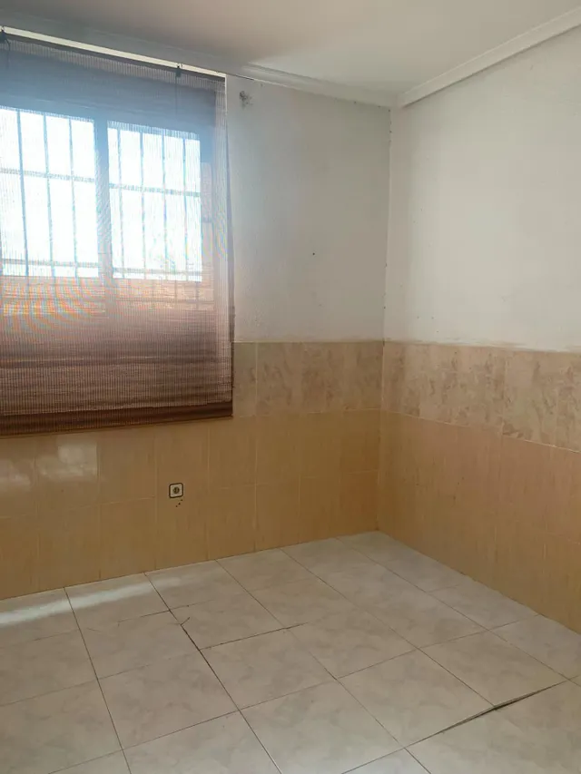 Acogedora Planta Baja en Altozano, Alicante por €122.000 — 14