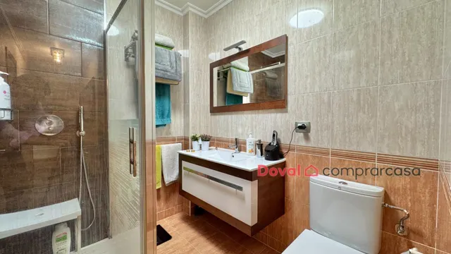 Tu nuevo hogar a un paso de Vialia Vigo: 3 dormitorios, garaje y listo para entrar — 47