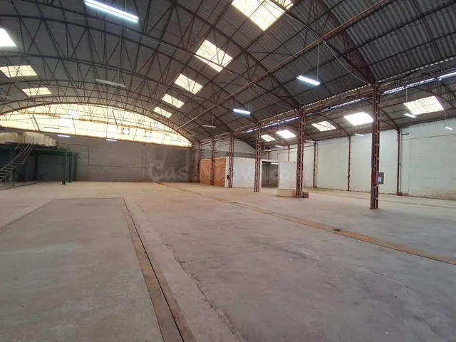 Nave industrial en venta en Algemesí — ¡Gran oportunidad! - foto 3