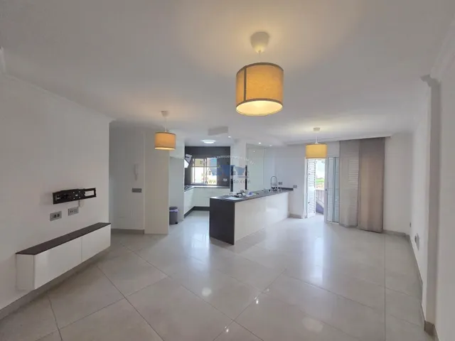 Piso en venta — 8