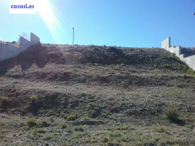PARCELA 502 M2 EN P-12 LA ZUBIA — 2
