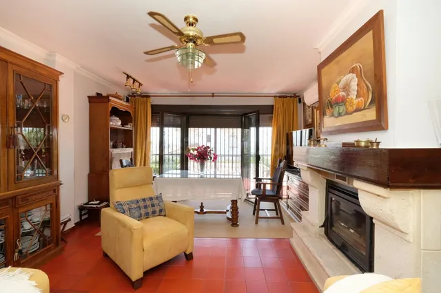 Chalet independiente en Urb. Monteluz – Primera Fase, la más - foto 4