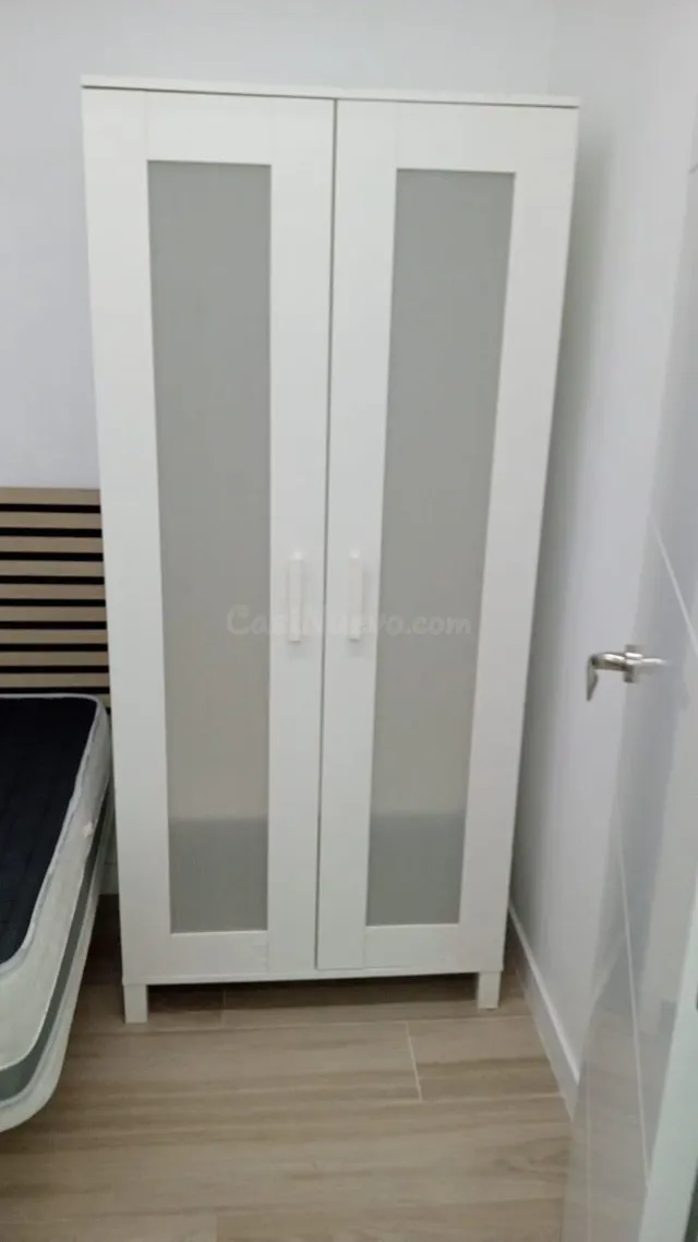 SE VENDE LOCAL LUMINOSO TRANSFORMADO EN APARTAMENTO DE DOS h - foto 4