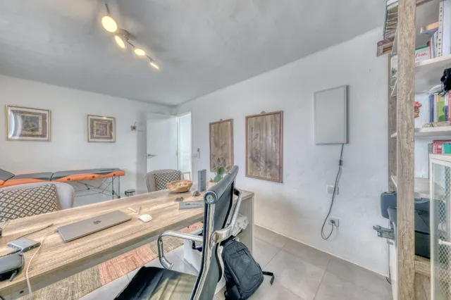 Finca independiente con jardín privado y vistas abiertas en Las Cabreras, Lanzarote. — 30