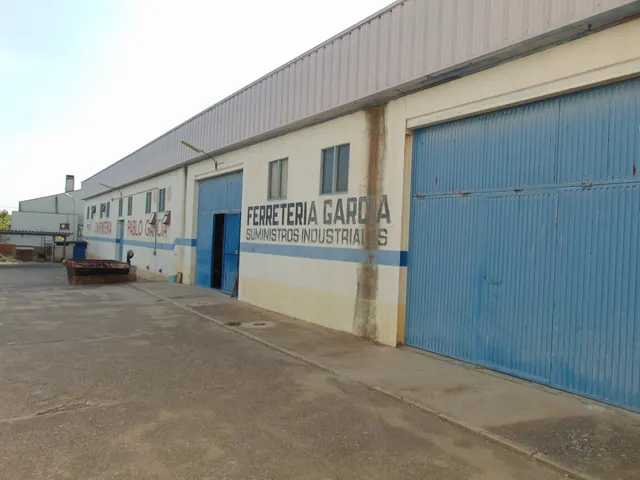 PARCELA URBANIZA-BLE EN VENTA — 8