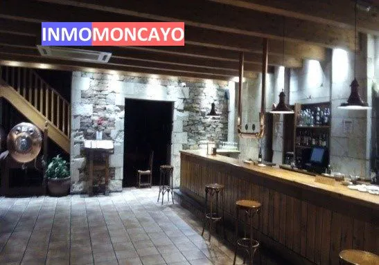 SE VENDE BAR CON BODEGA ANTIGUA EN BORJA — 13