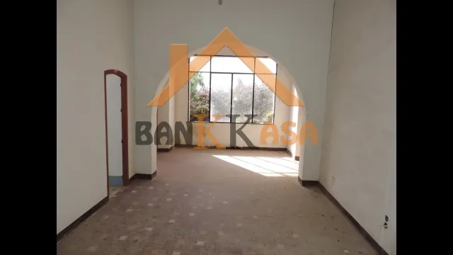 SE VENDE CASA ANTIGUA EN BERJA ZONA MERCADO DE ABASTOS — 3
