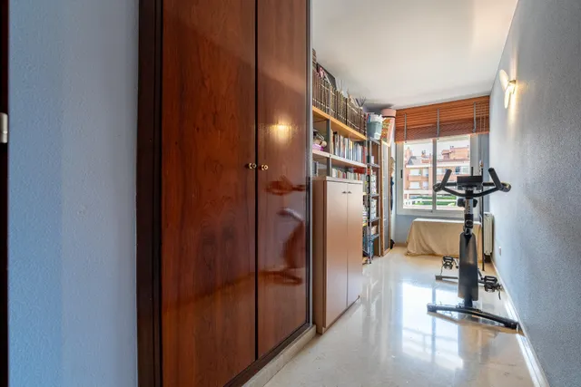 Piso con piscina zona alta de Reus — 22
