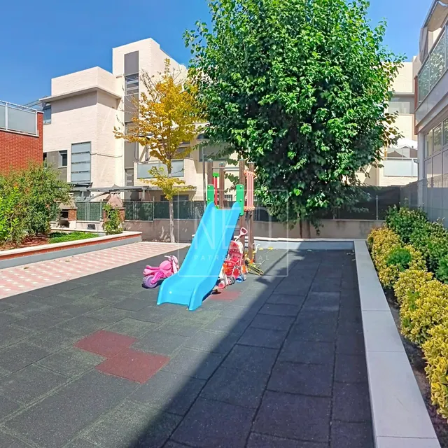 Bajo con jardin en calle enrique lister, Getafe, Madrid. — 21