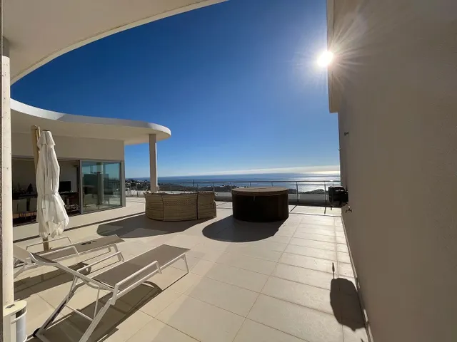 LLAVE EN MANO. ÁTICO IMPRESIONANTE CON ENORME TERRAZA, ORIENTACIÓN SUR Y VISTAS PANORÁMICAS AL MAR — 4