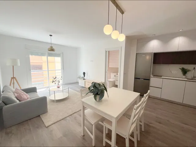 Precioso apartamento a a estrenar con patio. Entorno de calle Hilera. — 4