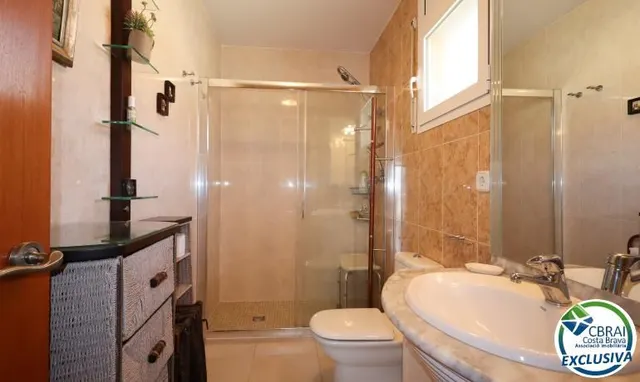 A solo 300 metros del mar: hogar con encanto en La Farella — 20