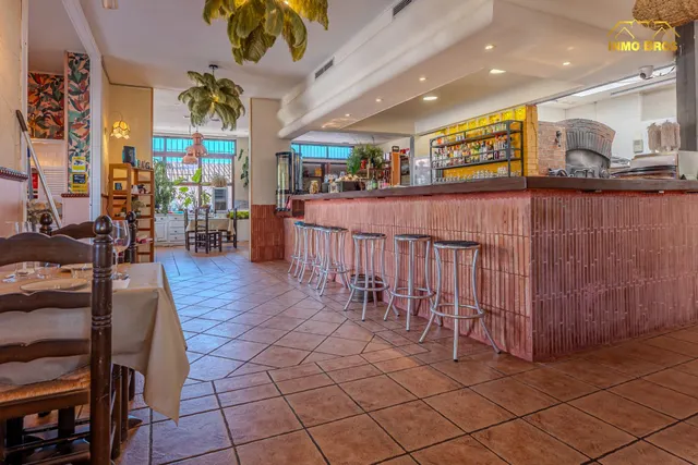 “Restaurante con licencia en 1.993 m2 de parcela y potencial para 3 viviendas en Hita” — 15