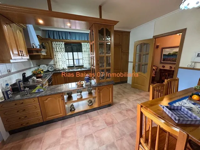 REF 7043 CHALET DE PIEDRA CON 5 DORMITORIOS EN MOS — 27