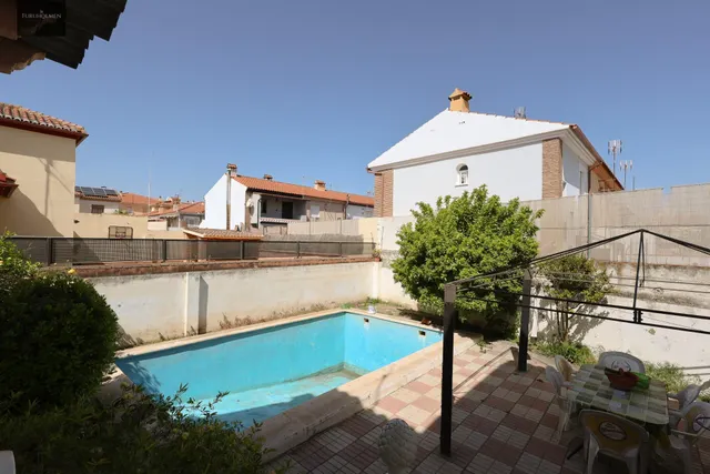 Chalet independiente con piscina en Híjar, Las Gabias — 50