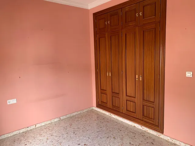 OPORTUNIDAD ÚNICA EN MARACENA!! — 7