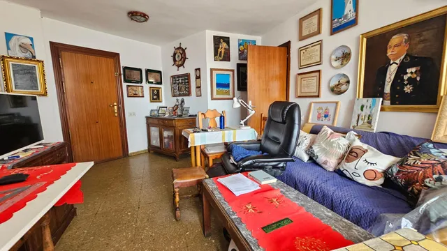 APARTAMENTO DE 2 DORMITORIOS A 100 MTS DE LA PLAYA EN BENALMÁDENA — 20
