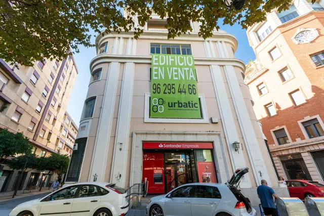 EDIFICIO HISTORICO EN PLENO CENTRO DE GANDIA — 3