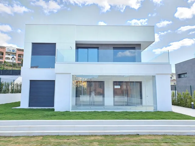 Chalet 4 habitaciones 184m² en venta - Costa del Sol — 23
