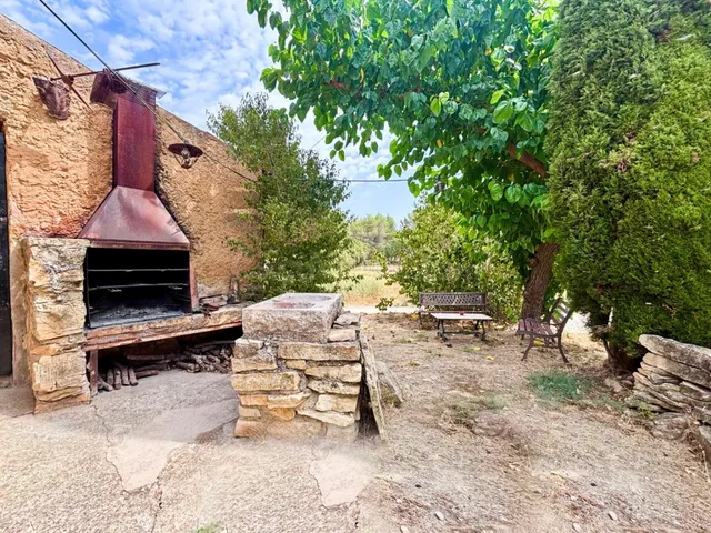 Masía catalana con encanto en entorno natural, lista para entrar a vivir o invertir como alojamiento rural — 6
