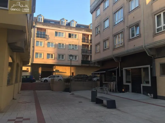 Local comercial de 280m2 segregables, muy céntrico, en alquiler en A Laracha — 5