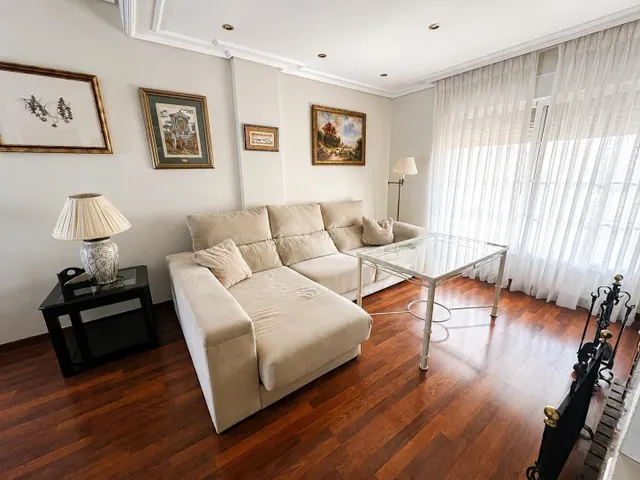 Pareado 5 habitaciones 141m² en venta - Condequinto