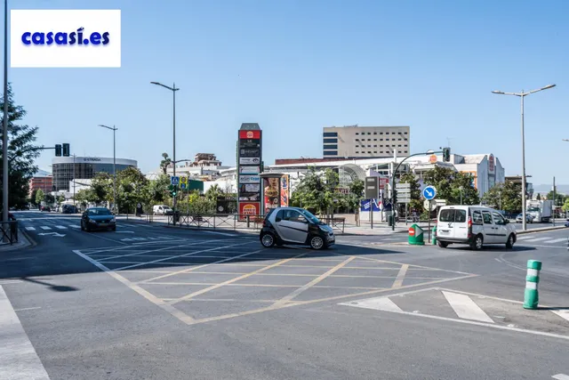 Amplia vivienda junto METRO Recogidas a estrenar! — 19