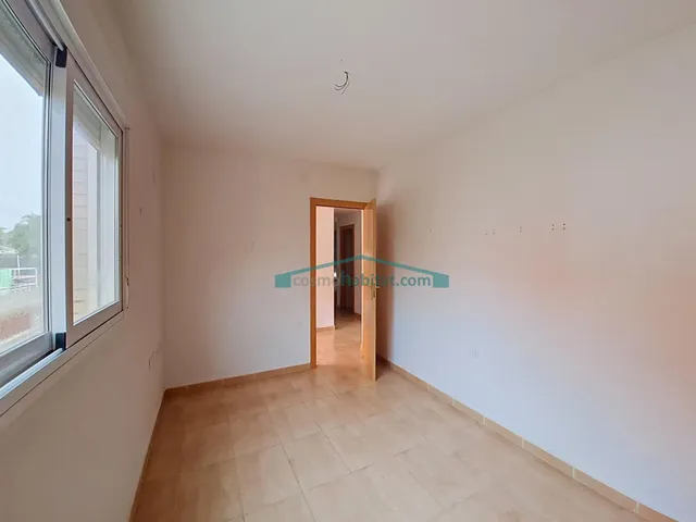 Chalet con jardín, 4 dormitorios y sótano independiente en Alfara de la Baronía — 27