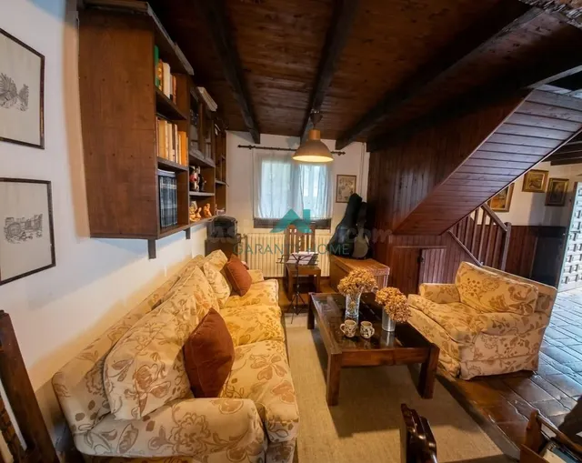 Se vende casa con jardín en Rada (Voto) - foto 2