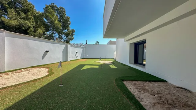 Villa 4 habitaciones 527m² en venta - Villamartin — 30