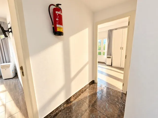 Exclusiva oficina de 153 m2 en pleno centro histórico de málaga, junto a la Catedral — 45
