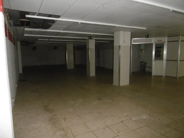 Local comercial en Roquetes de 260.68m2(antiguo supermercado DIA) — 6