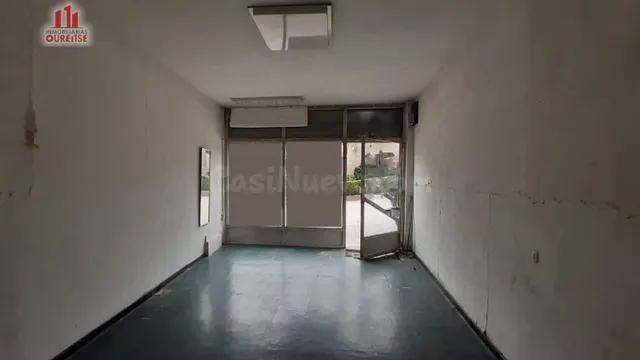 LOCAL COMERCIAL EN EL CENTRO CERCA DE LAS BURGAS.