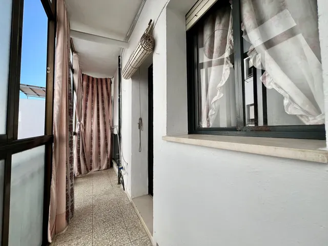 E. PISAZO DE 4 HAB. CON DOS TERRAZAS, DOS BAÑOS. — 13