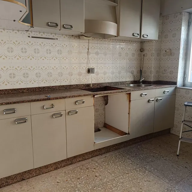 SE VENDE VIVIENDA DE CUATRO DORMITORIOS EXTERIOR!! — 26