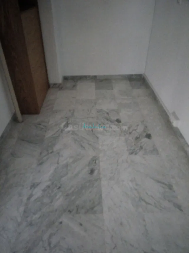 Local comercial 80m² en alquiler - Av. del Aeropuerto — 5