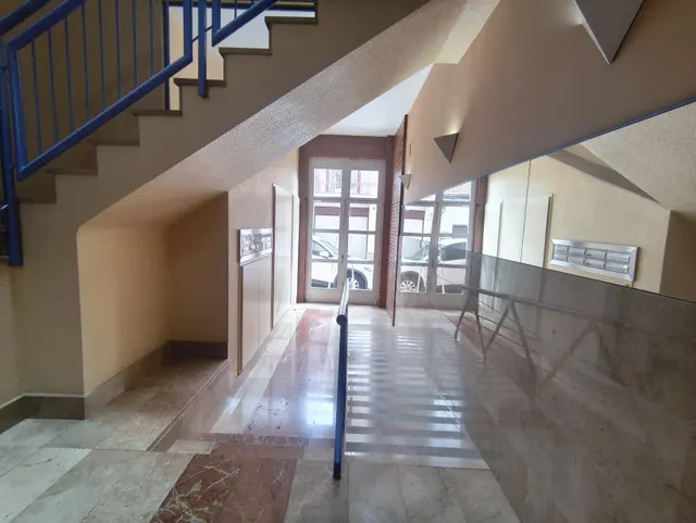 LUJOSO PISO EN MOLINA DE SEGURA — 28