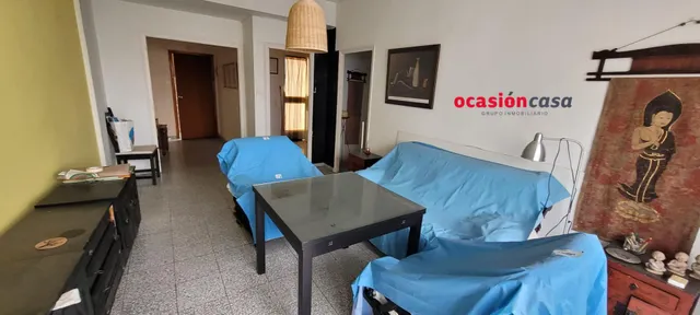 SE VENDE PISO CENTRICO PARA REFORMAR — 2