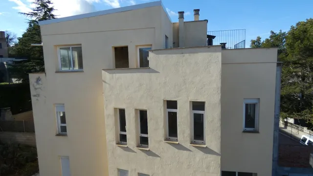 CASA EN CONSTRUCCIÓ A LA LLACUNA — 2