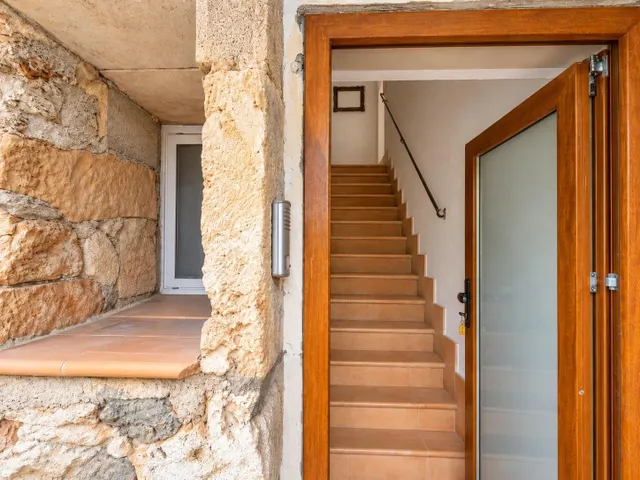 Encantadora casa de pueblo en llubi — 10
